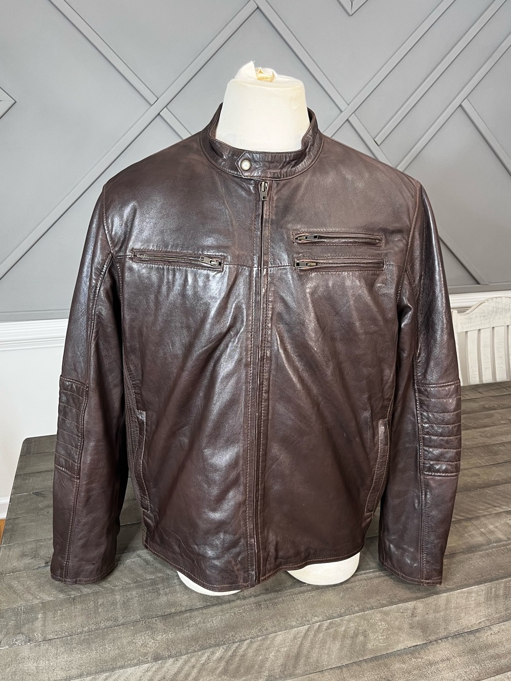 Milwaukee Mens Brown Side Stitch
Cafe Racer Lambskin Leather
Jacket Sz 3XL